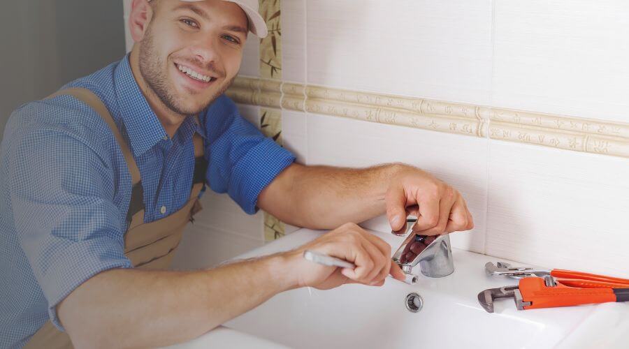 Handle or spout repair in Wolcott, CT